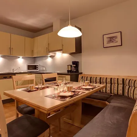 Apart La Vita Aparthotel 3*