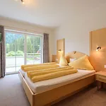 La Apartmanhotel 4*