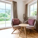 La Aparthotel 4*