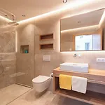 La Aparthotel