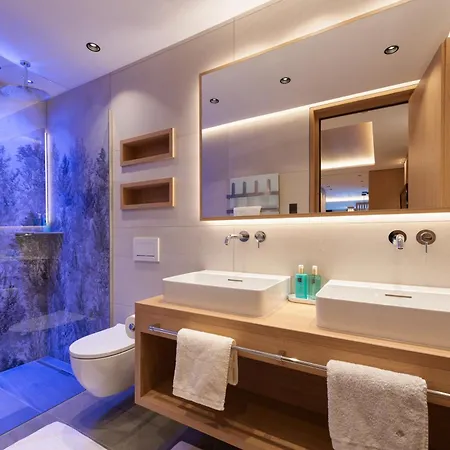Apart La Vita Aparthotel 4*