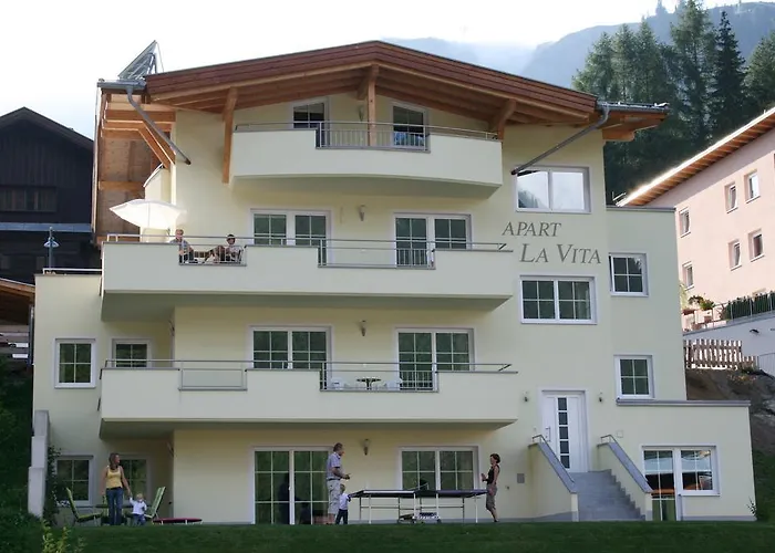 Apart La Vita Aparthotel