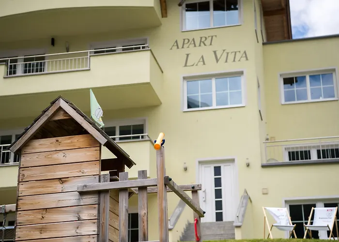 Apart La Vita 4*